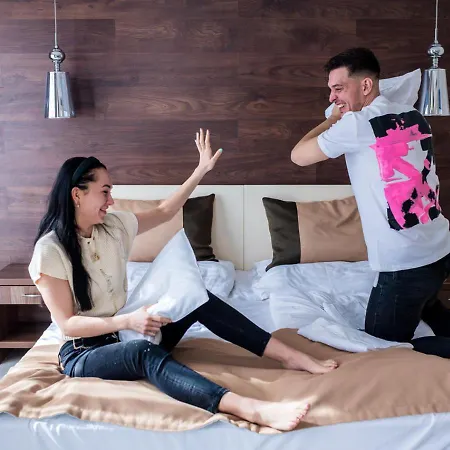 Median Hotel 3*