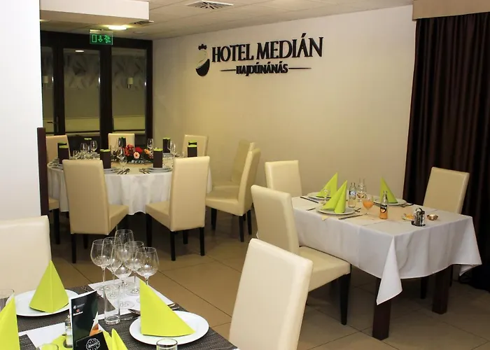 Median Hotel Hajdúnánás