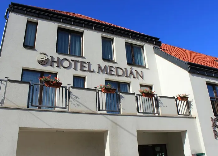 Median Hotel 3*
